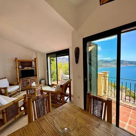 Villa Chalet Tropical Bay Views *