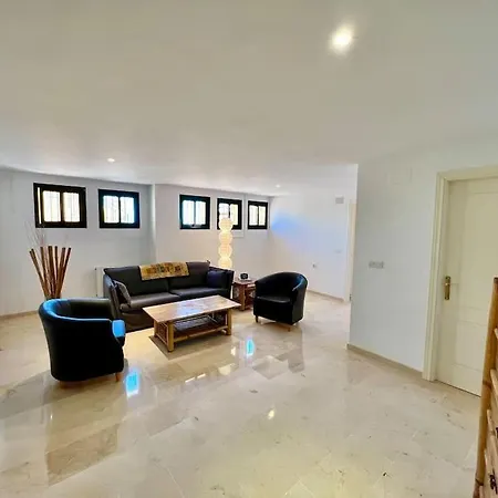 Chalet Tropical Bay Views Villa La Herradura (Granada)