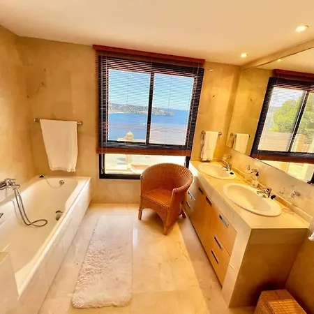 Villa Chalet Tropical Bay Views *