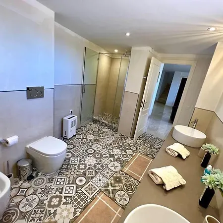 Chalet Tropical Bay Views Villa La Herradura (Granada)